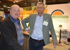 Ad Lievense van Laarakker BIO (rechts) kreeg 'spruitenman' Sjaak de Graaff op bezoek.
